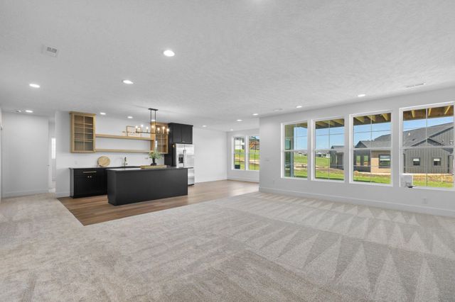 8304 Sheridan Cir Circle, Sioux Falls, SD 57110