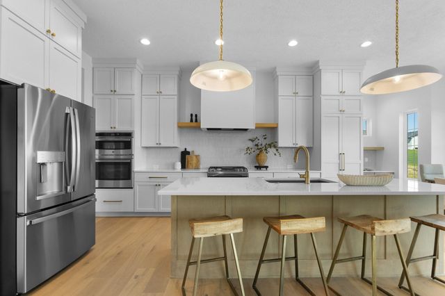 8304 Sheridan Cir Circle, Sioux Falls, SD 57110