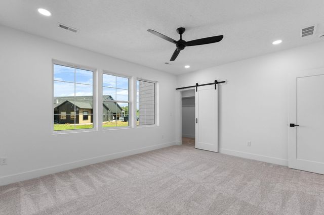 8304 Sheridan Cir Circle, Sioux Falls, SD 57110