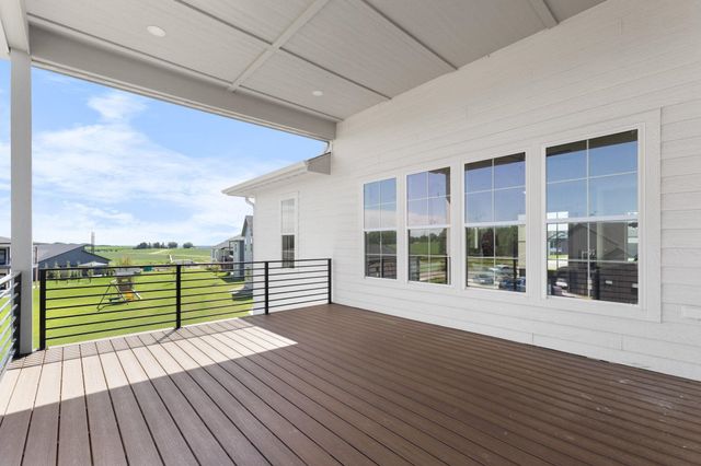 8304 Sheridan Cir Circle, Sioux Falls, SD 57110