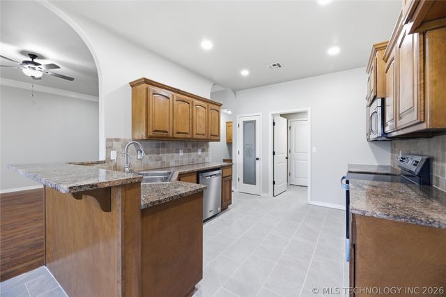 9220 N 144th East Avenue, Owasso, OK 74055