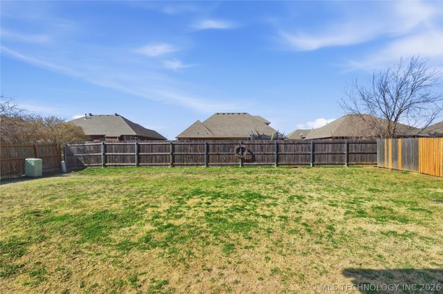 9220 N 144th East Avenue, Owasso, OK 74055