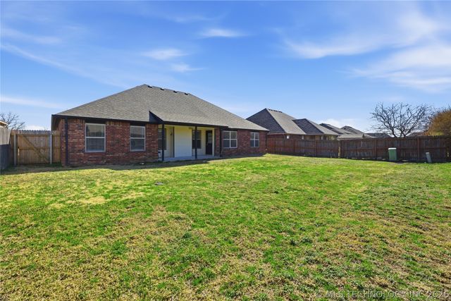 9220 N 144th East Avenue, Owasso, OK 74055