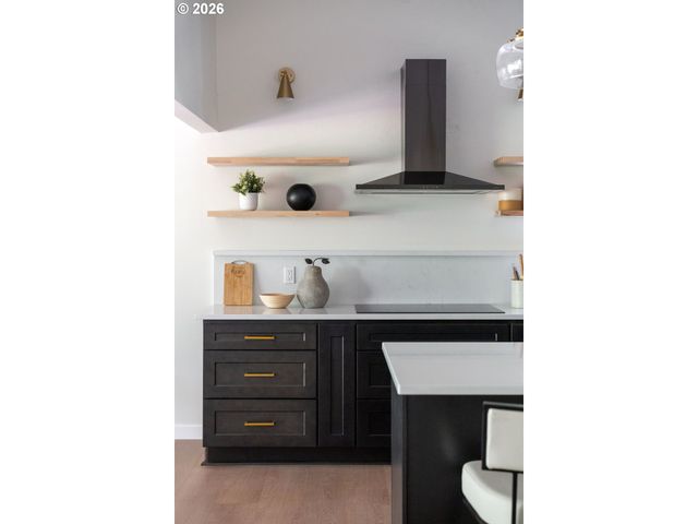 2591 OVERLOOK Dr, Lake Oswego, OR 97034