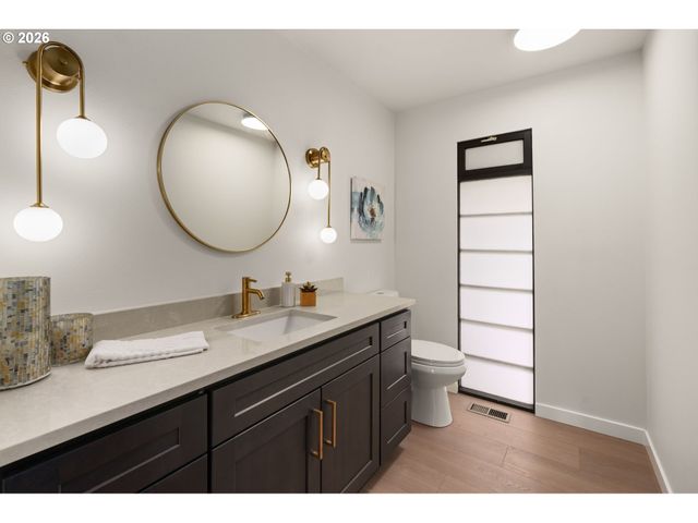 2591 OVERLOOK Dr, Lake Oswego, OR 97034