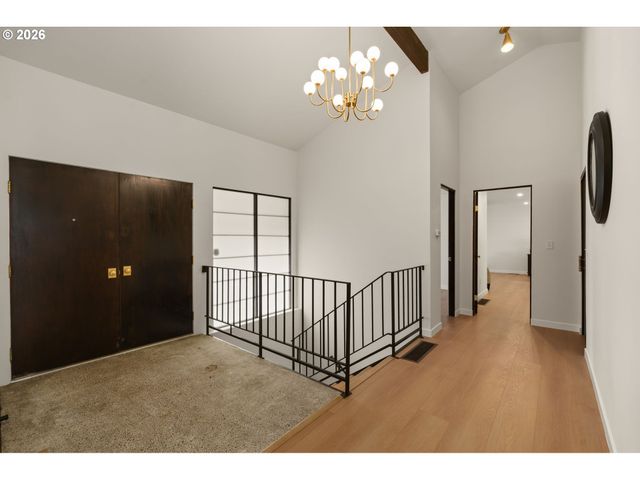 2591 OVERLOOK Dr, Lake Oswego, OR 97034