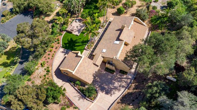 1315 Macadamia Drive, Fallbrook, CA 92028