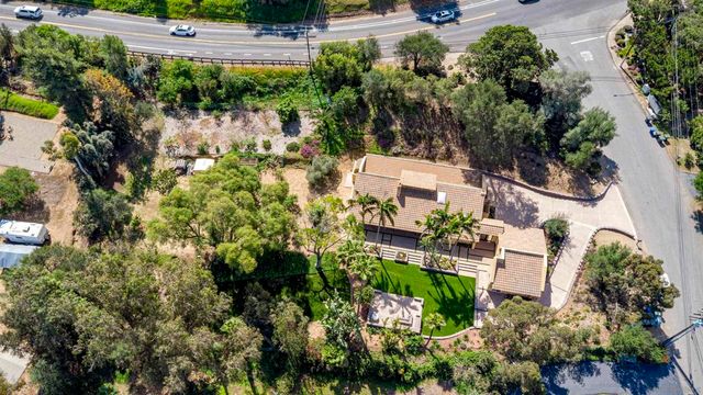 1315 Macadamia Drive, Fallbrook, CA 92028