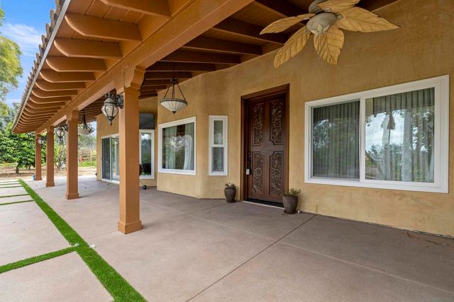 1315 Macadamia Drive, Fallbrook, CA 92028