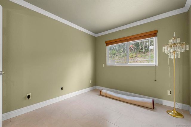1315 Macadamia Drive, Fallbrook, CA 92028