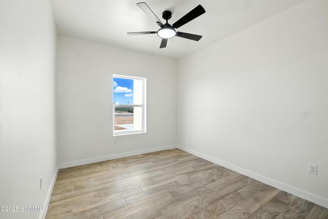 1352 Thar Desert Drive, Chaparral, NM 88081