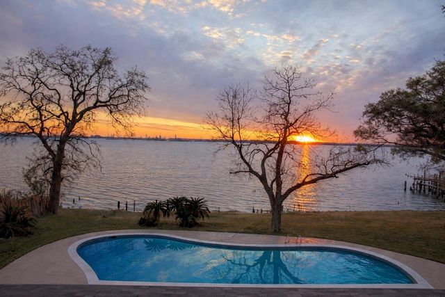 5315 Bayway Drive, Baytown, TX 77520