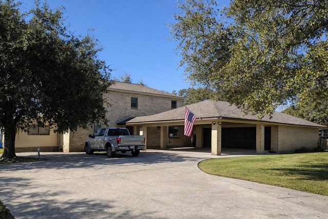 5315 Bayway Drive, Baytown, TX 77520