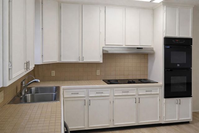 5315 Bayway Drive, Baytown, TX 77520