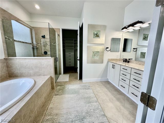 12454 Kentwood AVE, Fort Myers, FL 33913