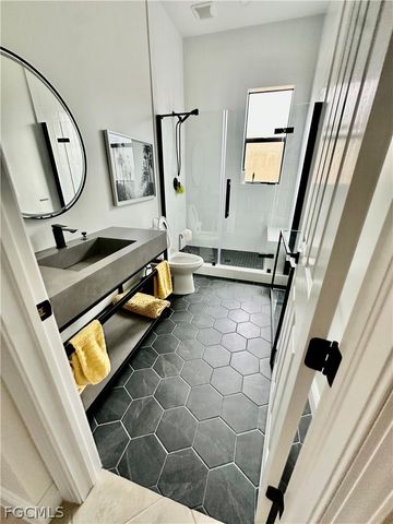 12454 Kentwood AVE, Fort Myers, FL 33913