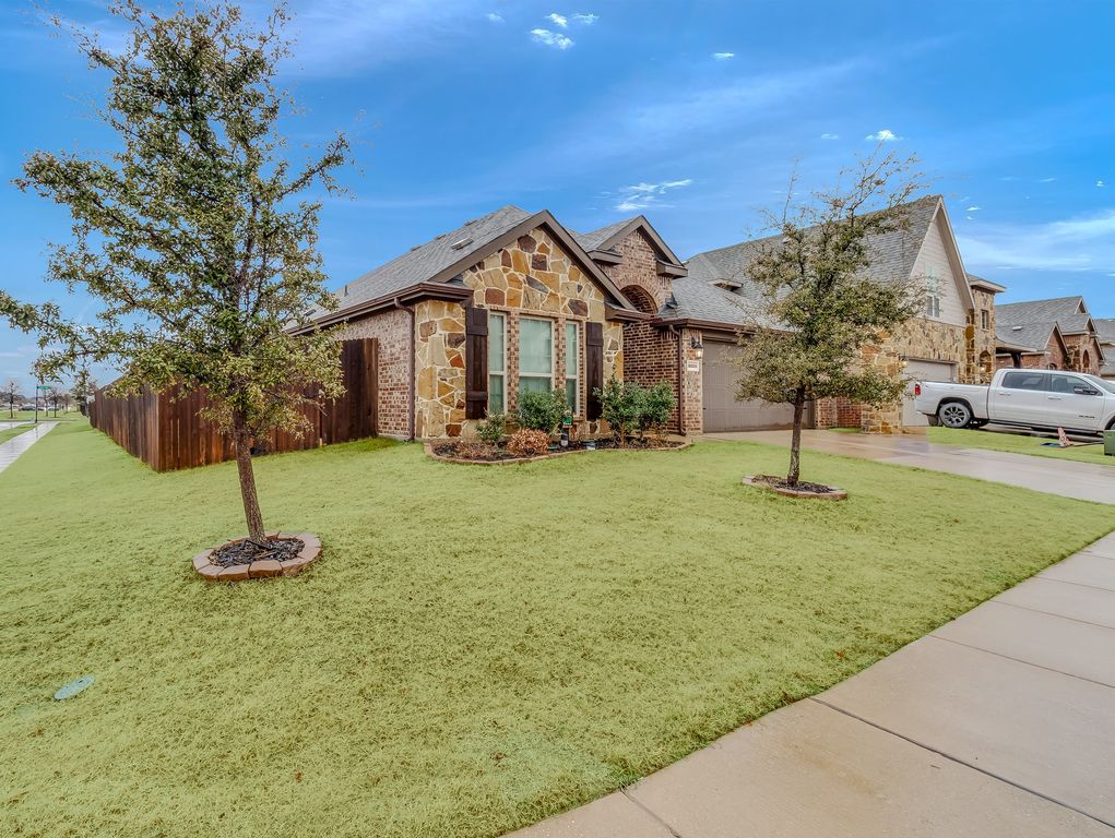 3225 Shady River Trail, Royse City, TX 75189