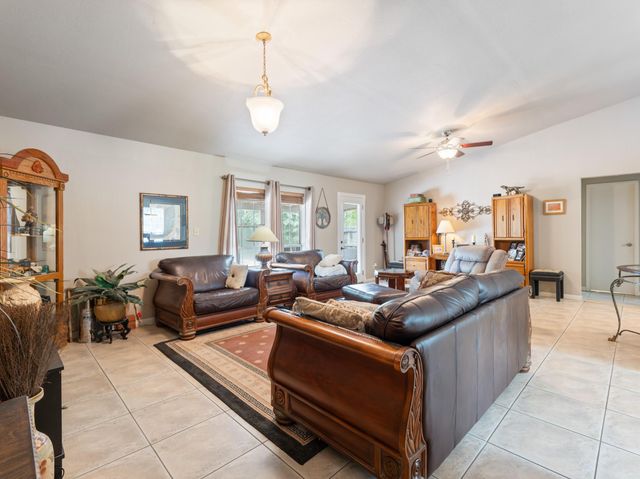 1103 Green Avenue, Palacios, TX 77465
