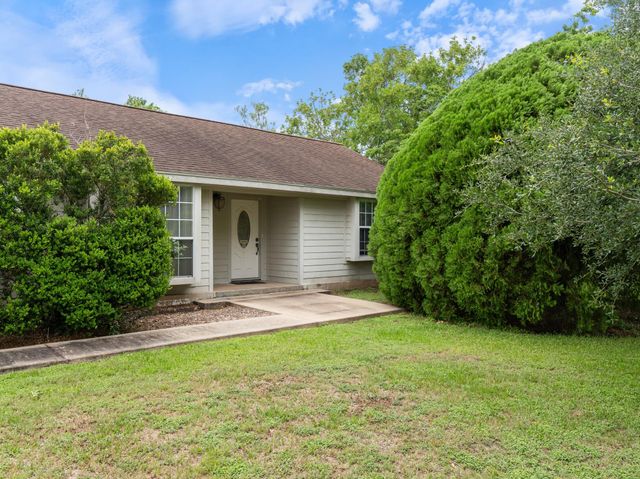 1103 Green Avenue, Palacios, TX 77465