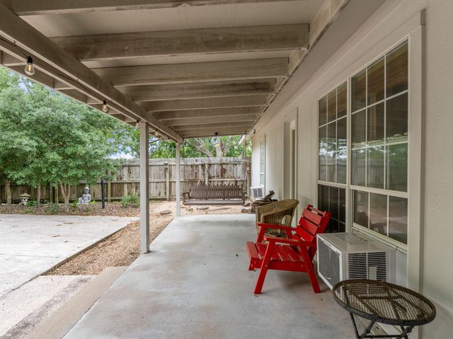 1103 Green Avenue, Palacios, TX 77465