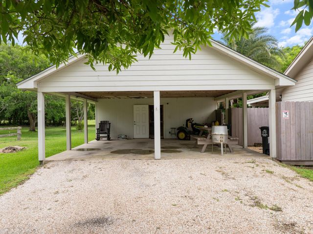 1103 Green Avenue, Palacios, TX 77465