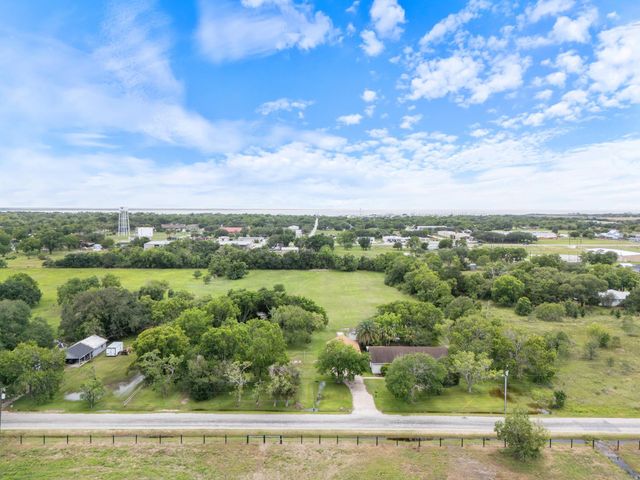 1103 Green Avenue, Palacios, TX 77465