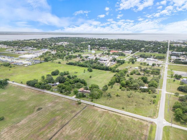 1103 Green Avenue, Palacios, TX 77465