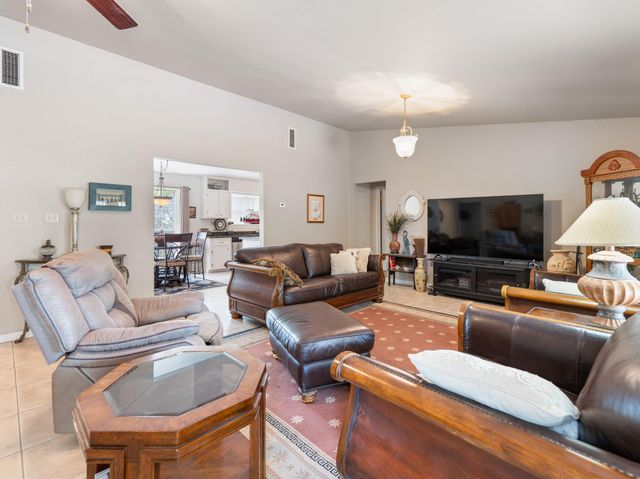 1103 Green Avenue, Palacios, TX 77465
