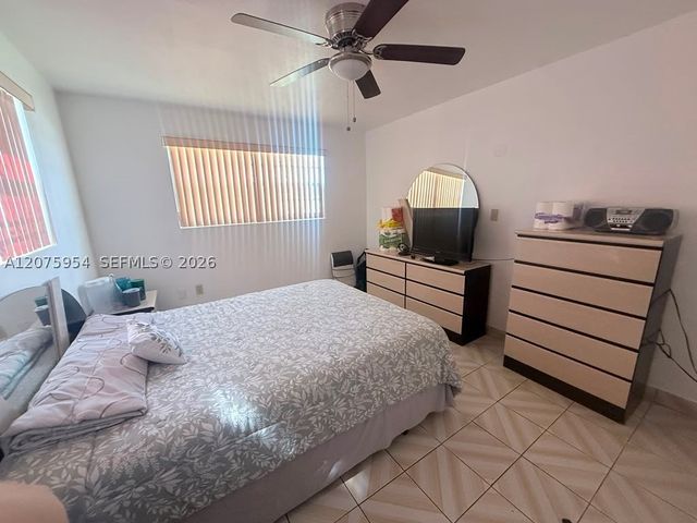 3190 NW 97th St, Miami, FL 33147