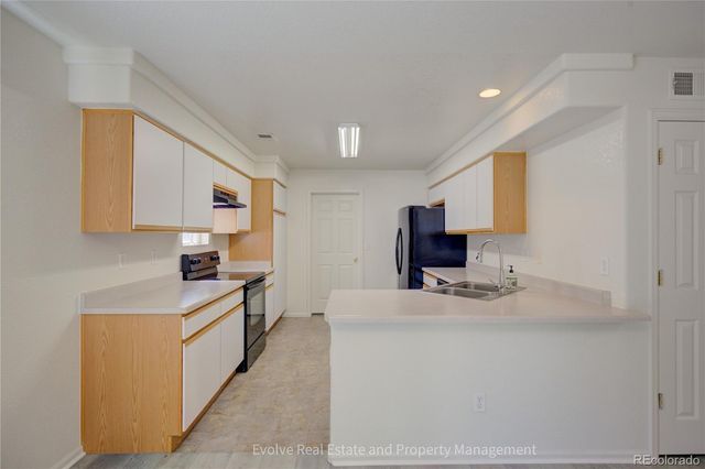 20000 Mitchell Place 19, Denver, CO 80249