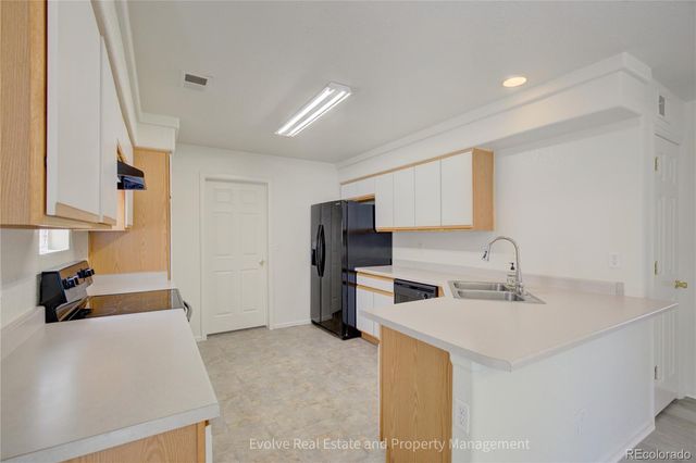 20000 Mitchell Place 19, Denver, CO 80249