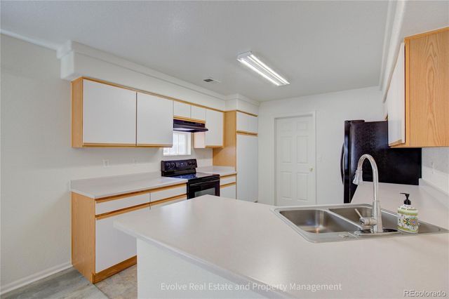 20000 Mitchell Place 19, Denver, CO 80249