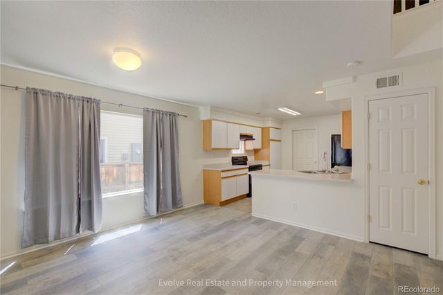 20000 Mitchell Place 19, Denver, CO 80249