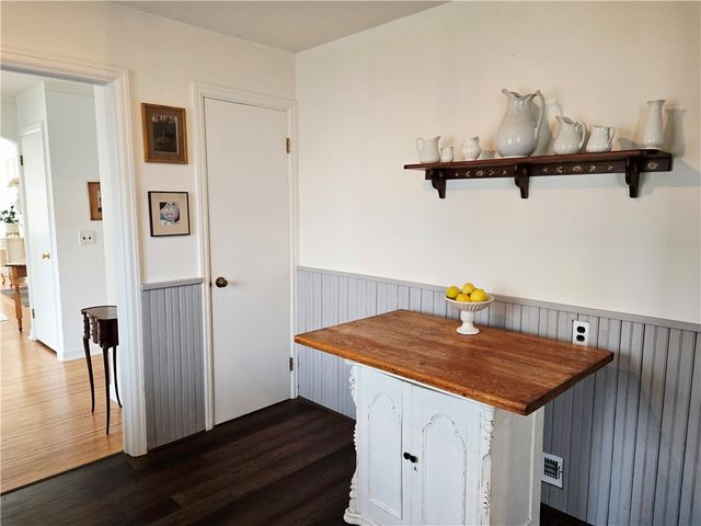 145 Pontiac Drive, Irondequoit, NY 14617