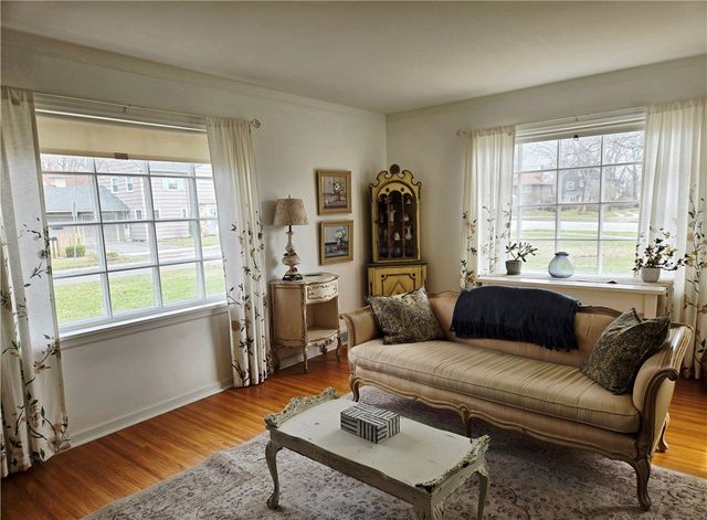 145 Pontiac Drive, Irondequoit, NY 14617