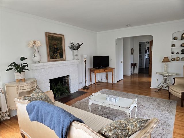 145 Pontiac Drive, Irondequoit, NY 14617