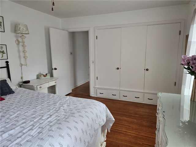 145 Pontiac Drive, Irondequoit, NY 14617