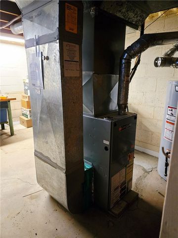 145 Pontiac Drive, Irondequoit, NY 14617