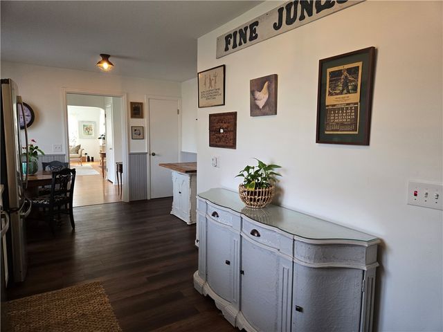 145 Pontiac Drive, Irondequoit, NY 14617