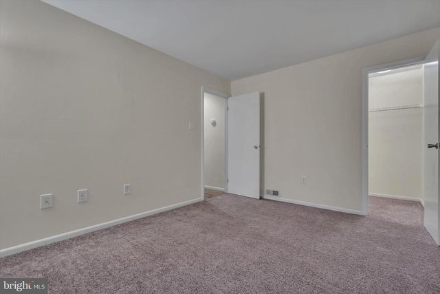 41 SUMMIT CT, Marlton, NJ 08053