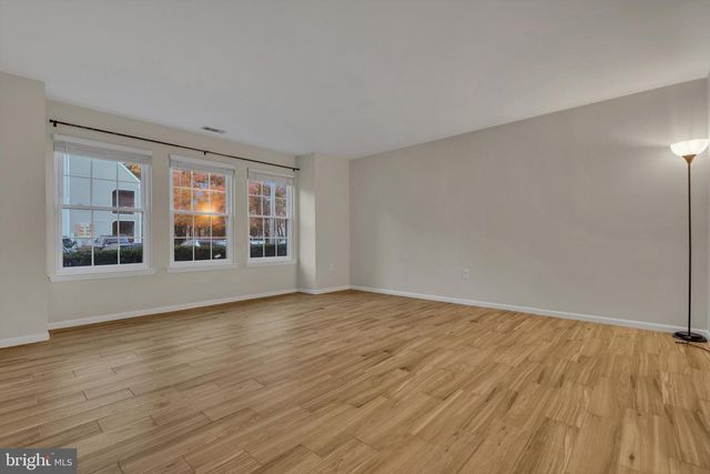 41 SUMMIT CT, Marlton, NJ 08053