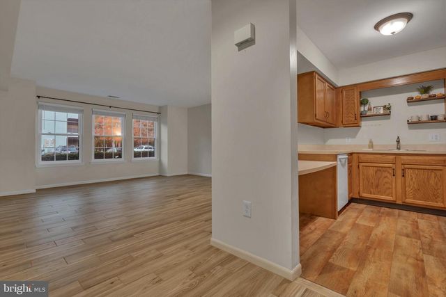 41 SUMMIT CT, Marlton, NJ 08053