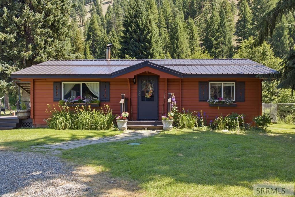 Image 1 of property listing at 3127 N Highway 93, Gibbonsville, ID 83463