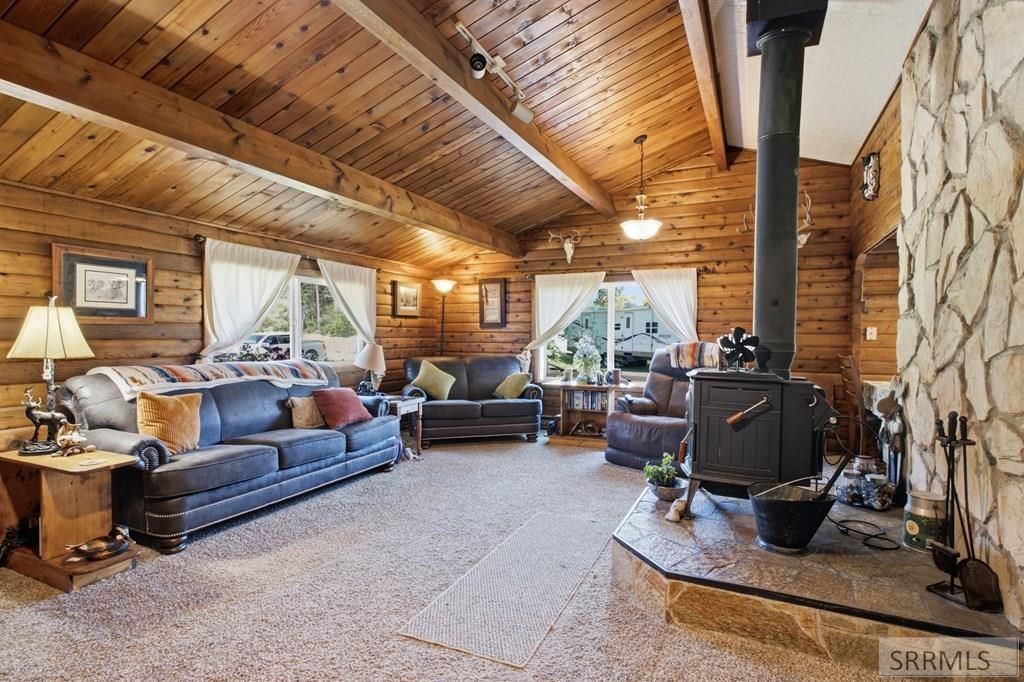 Image 12 of property listing at 3127 N Highway 93, Gibbonsville, ID 83463