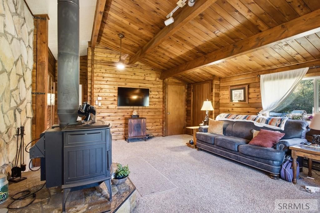 Image 13 of property listing at 3127 N Highway 93, Gibbonsville, ID 83463
