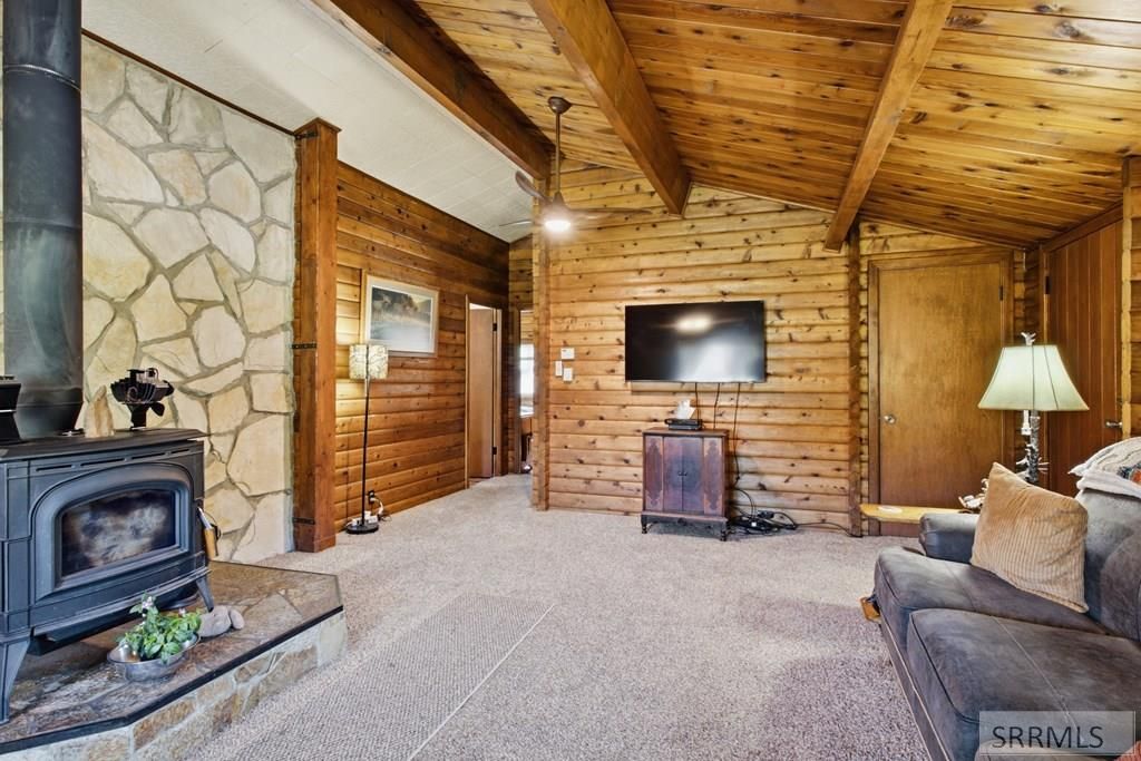Image 14 of property listing at 3127 N Highway 93, Gibbonsville, ID 83463