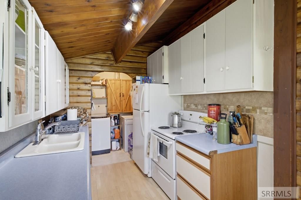 Image 19 of property listing at 3127 N Highway 93, Gibbonsville, ID 83463