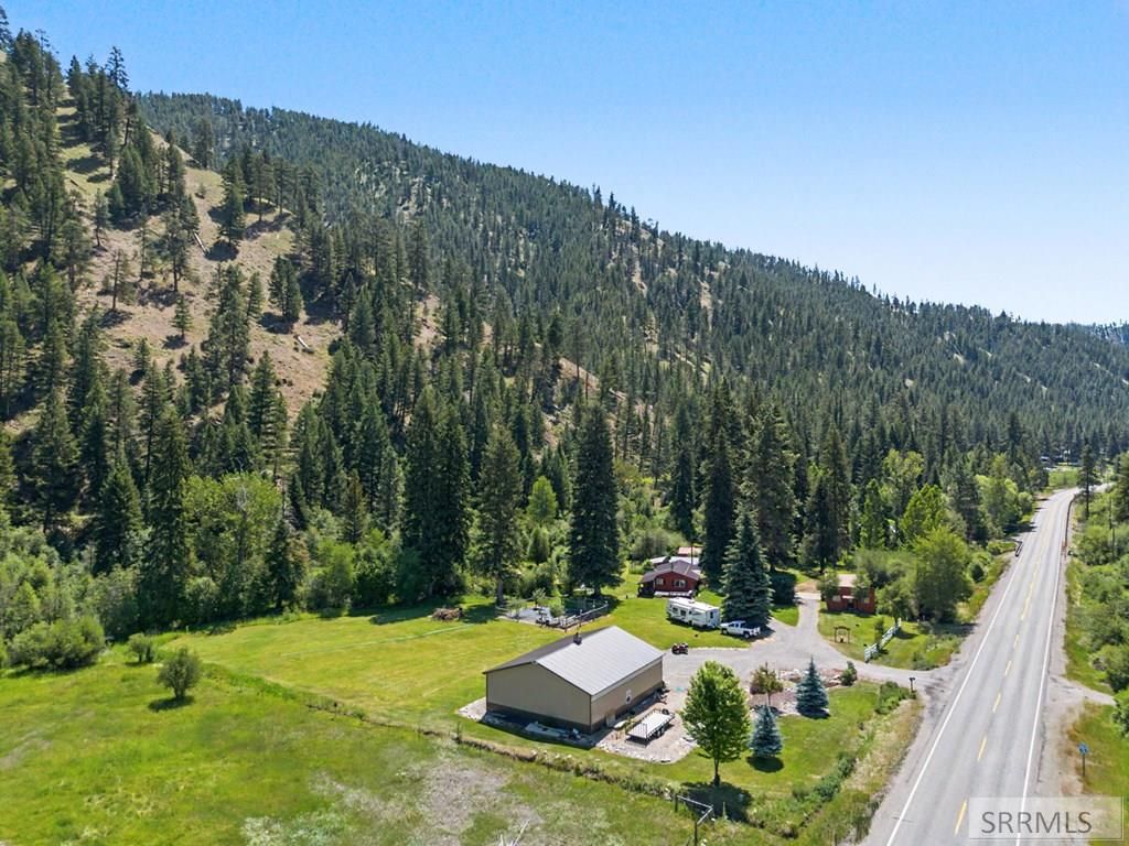 Image 4 of property listing at 3127 N Highway 93, Gibbonsville, ID 83463