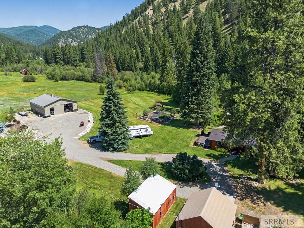 Image 8 of property listing at 3127 N Highway 93, Gibbonsville, ID 83463