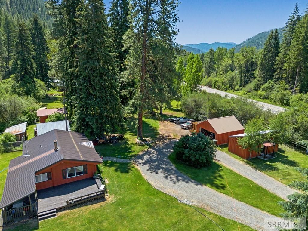 Image 9 of property listing at 3127 N Highway 93, Gibbonsville, ID 83463